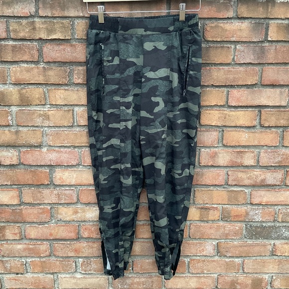 Camo stretch tech lightweight pants - Picture 6 of 9